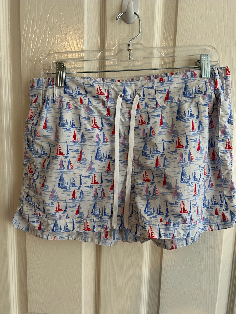 Vineyard Vines Sailboat Print Drawstring Pajama Shorts - White, Blue & Red